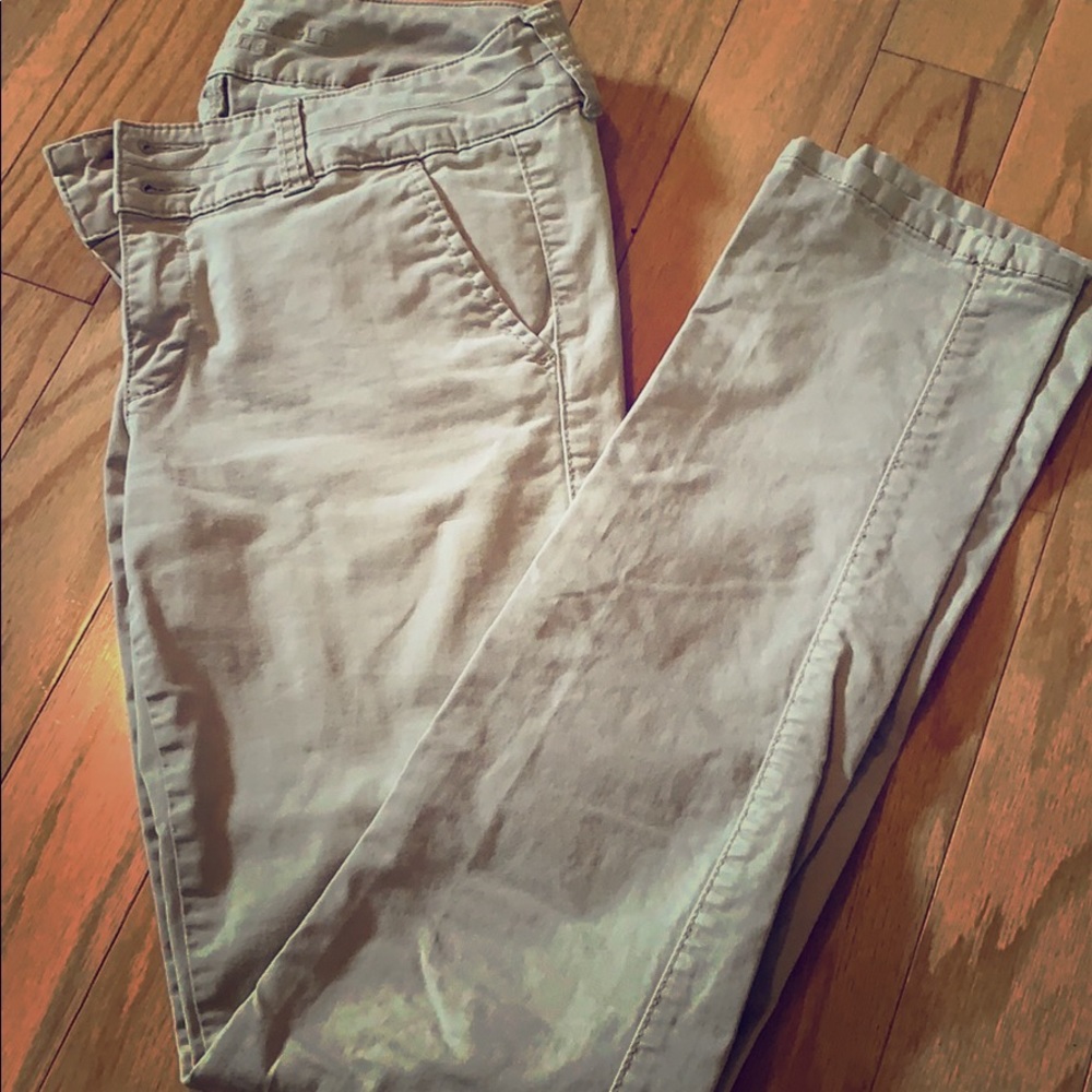 American Eagle khaki pants
